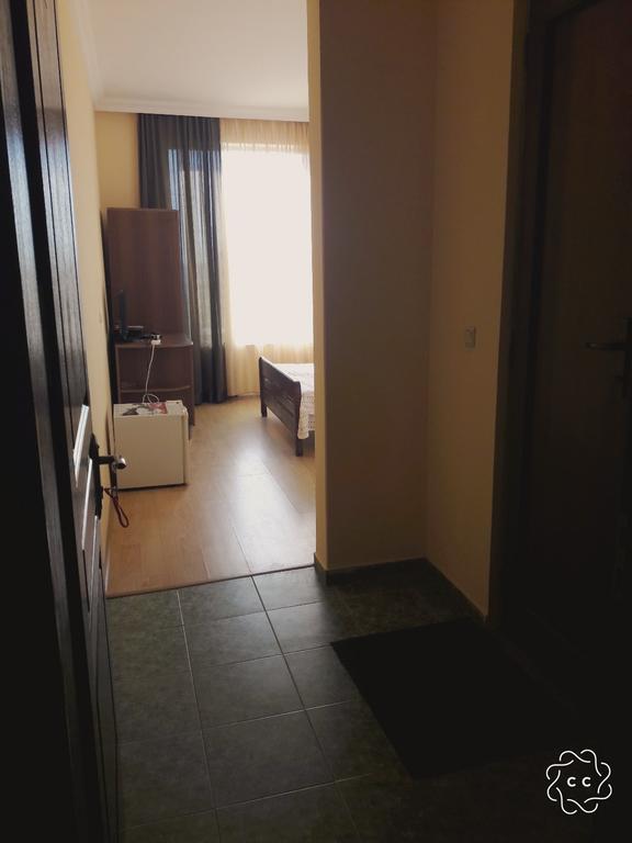 Green Hotel クヴァリアティ エクステリア 写真