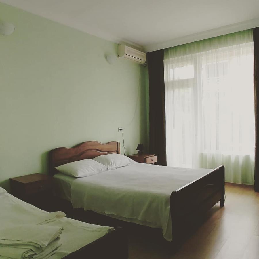 Green Hotel クヴァリアティ エクステリア 写真